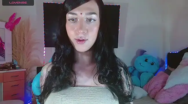 karla zambrano online show from December 28, 2024, 2:11 am