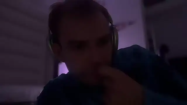 69woodinson online show from December 19, 2025, 12:23 pm