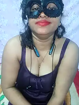 Sexy Mona Bhabhi online show from January 21, 2025, 10:08 pm