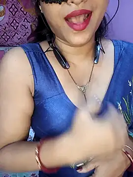 Sexy Mona Bhabhi online show from September 18, 2025, 5:37 pm
