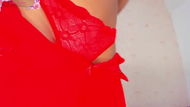 SARA COLLIINS  online show from September 11, 2025, 8:09 pm