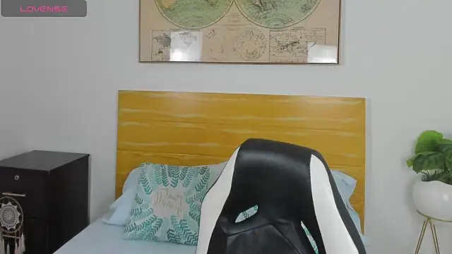 yaya23x online show from March 1, 2025, 12:12 pm