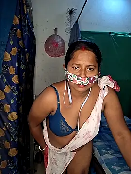 Snapshot of Real_Desi_Couple chatting on June 19, 2026, 4:44 pm Real Desi Couple online show from June 19, 2026, 4:44 pm