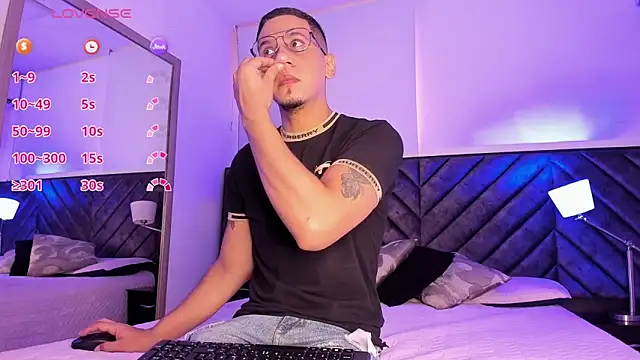 JoshMillerr  online show from February 27, 2025, 3:59 pm