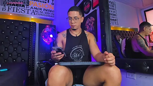 JoshMillerr  online show from May 28, 2026, 7:22 pm