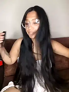 ineliveca online show from December 19, 2024, 5:18 am