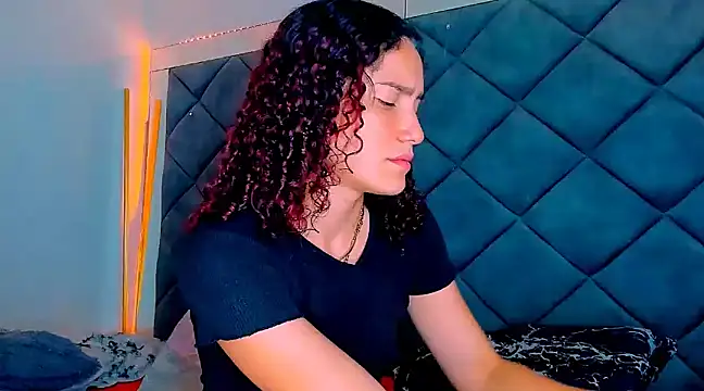 Nellyhills online show from March 1, 2025, 11:37 pm