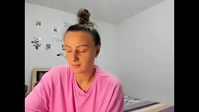 AudreyJoy online show from September 26, 2025, 11:36 am