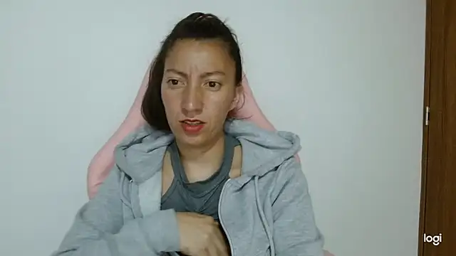 kaybabyhot online show from November 1, 2025, 7:16 pm