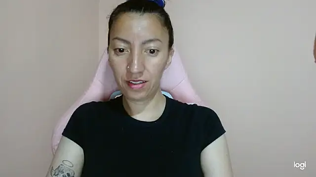 kaybabyhot online show from April 12, 2026, 1:05 pm