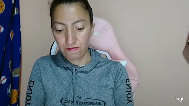 kaybabyhot online show from April 21, 2026, 8:44 pm