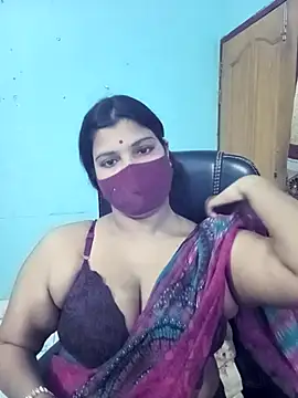 Hot-Angel  online show from September 27, 2025, 11:10 pm