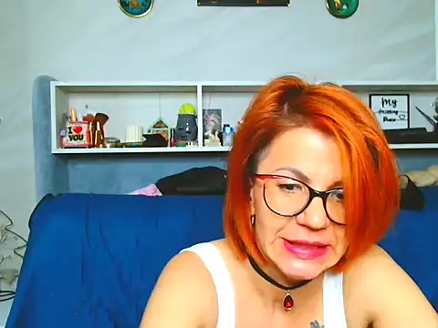 Natali3855 online show from February 3, 2025, 7:10 pm