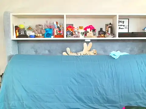 Natali3855 online show from September 21, 2025, 4:47 am