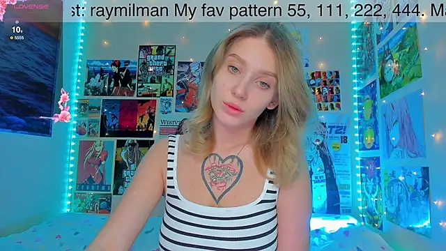 AliceMilman online show from December 14, 2024, 9:51 am