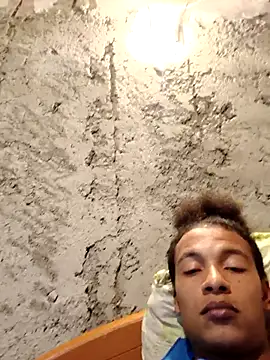 Black Diamon  online show from December 5, 2025, 9:00 pm