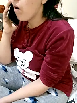 ShadiaStar online show from February 24, 2025, 1:53 pm