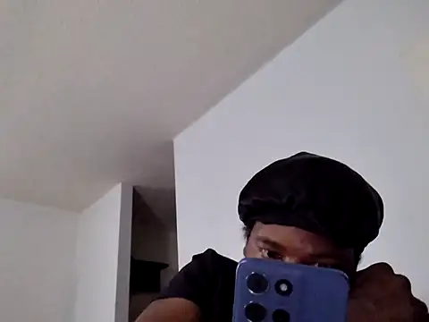 Snapshot of sheslopheroxxx chatting on August 9, 2026, 11:42 pm sheslopheroxxx online show from August 9, 2026, 11:42 pm
