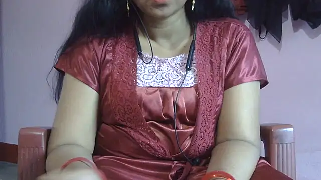 Snapshot of Suhana-sapna chatting on July 6, 2026, 5:26 am Suhana-sapna online show from July 6, 2026, 5:26 am