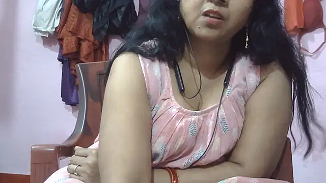 Snapshot of Suhana-sapna chatting on July 8, 2026, 6:56 pm Suhana-sapna online show from July 8, 2026, 6:56 pm