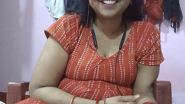 Snapshot of Suhana-sapna chatting on July 10, 2026, 4:20 pm Suhana-sapna online show from July 10, 2026, 4:20 pm