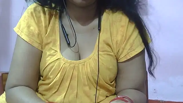 Snapshot of Suhana-sapna chatting on July 26, 2026, 6:15 pm Suhana-sapna online show from July 26, 2026, 6:15 pm