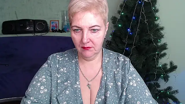 Sandra Snow online show from December 26, 2024, 6:33 pm