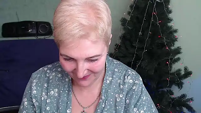 Sandra Snow online show from December 26, 2024, 10:09 pm