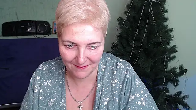 Sandra Snow online show from December 27, 2024, 1:11 am
