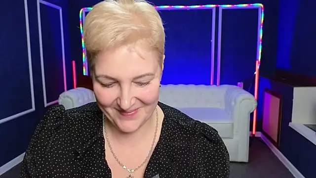 Sandra Snow online show from December 27, 2024, 6:31 pm