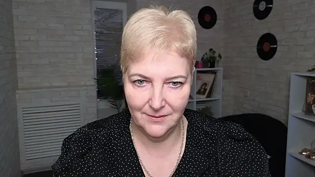 Sandra Snow online show from December 29, 2024, 4:40 pm