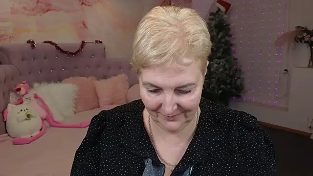 Sandra Snow online show from December 30, 2024, 6:16 pm