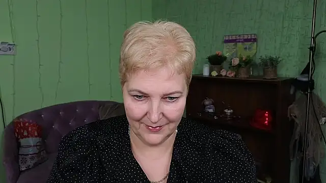 Sandra Snow online show from January 6, 2025, 2:36 pm
