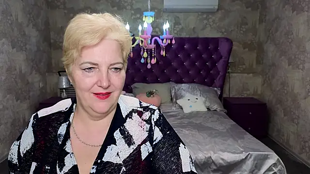 Sandra Snow online show from February 7, 2025, 8:31 pm