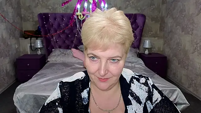 Sandra Snow online show from February 15, 2025, 5:28 pm