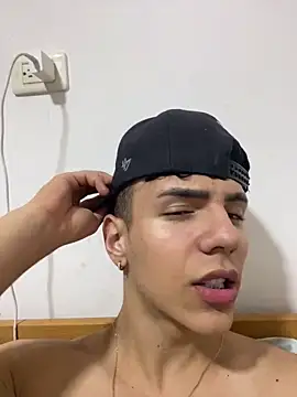 Flynn Riider online show from February 20, 2025, 3:01 am