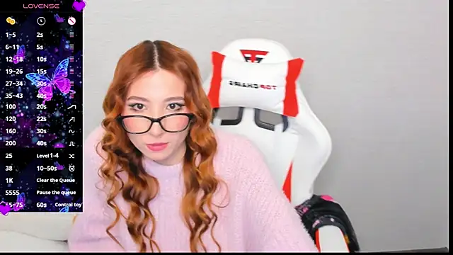 emily cline online show from September 25, 2025, 4:43 pm