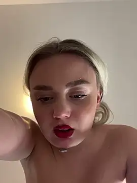 Snapshot of CherryEmmy chatting on February 23, 2025, 11:47 pm CherryEmmy online show from February 23, 2025, 11:47 pm