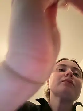 Snapshot of CherryEmmy chatting on September 14, 2025, 5:23 pm CherryEmmy online show from September 14, 2025, 5:23 pm