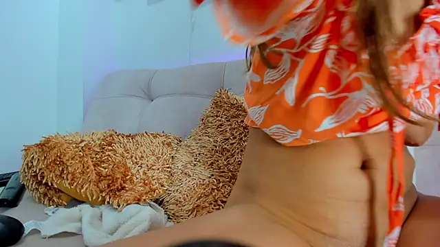 Snapshot of HaleyAmaya chatting on February 7, 2025, 11:13 pm HaleyAmaya online show from February 7, 2025, 11:13 pm