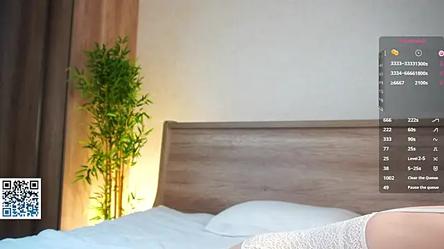 WiloneEsse online show from October 19, 2025, 3:23 pm