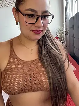 Gabriela-Parker  online show from February 18, 2025, 2:06 pm