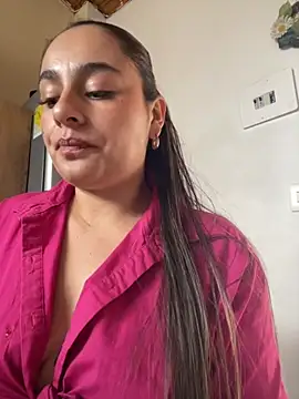 Gabriela-Parker  online show from September 10, 2025, 6:41 pm