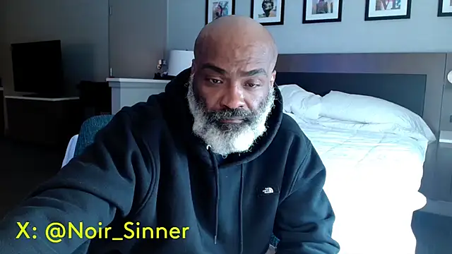 sinnernoir online show from September 23, 2025, 2:53 pm