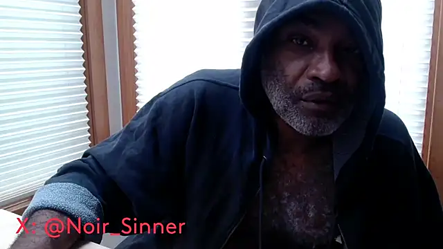 sinnernoir online show from November 10, 2025, 1:43 pm
