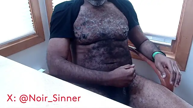 sinnernoir online show from November 16, 2025, 7:19 pm