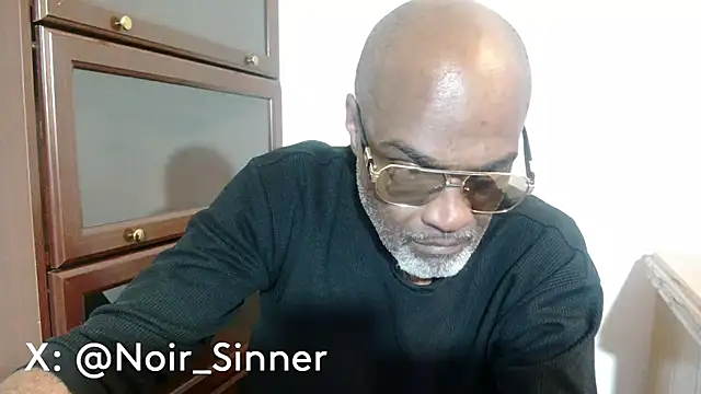 sinnernoir online show from April 21, 2026, 5:14 am