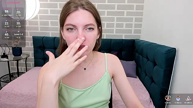 marie reyes  online show from September 10, 2025, 1:27 am