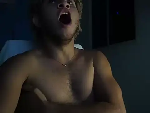 Snapshot of catfit23 chatting on November 28, 2025, 3:20 am catfit23 online show from November 28, 2025, 3:20 am