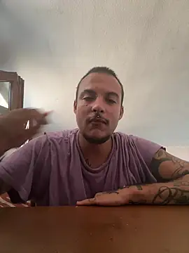 Snapshot of FTM98xxx chatting on July 21, 2026, 2:41 pm FTM98xxx online show from July 21, 2026, 2:41 pm